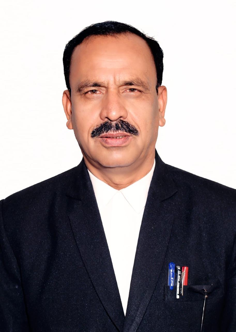 معلمہ  زرینہ بیگم غفار خان کو مکمل خریدی گئی رقم واپسی کے ساتھ ساتھ 20,000 روپے معاوضہ ادا کرنے کا حکم۔