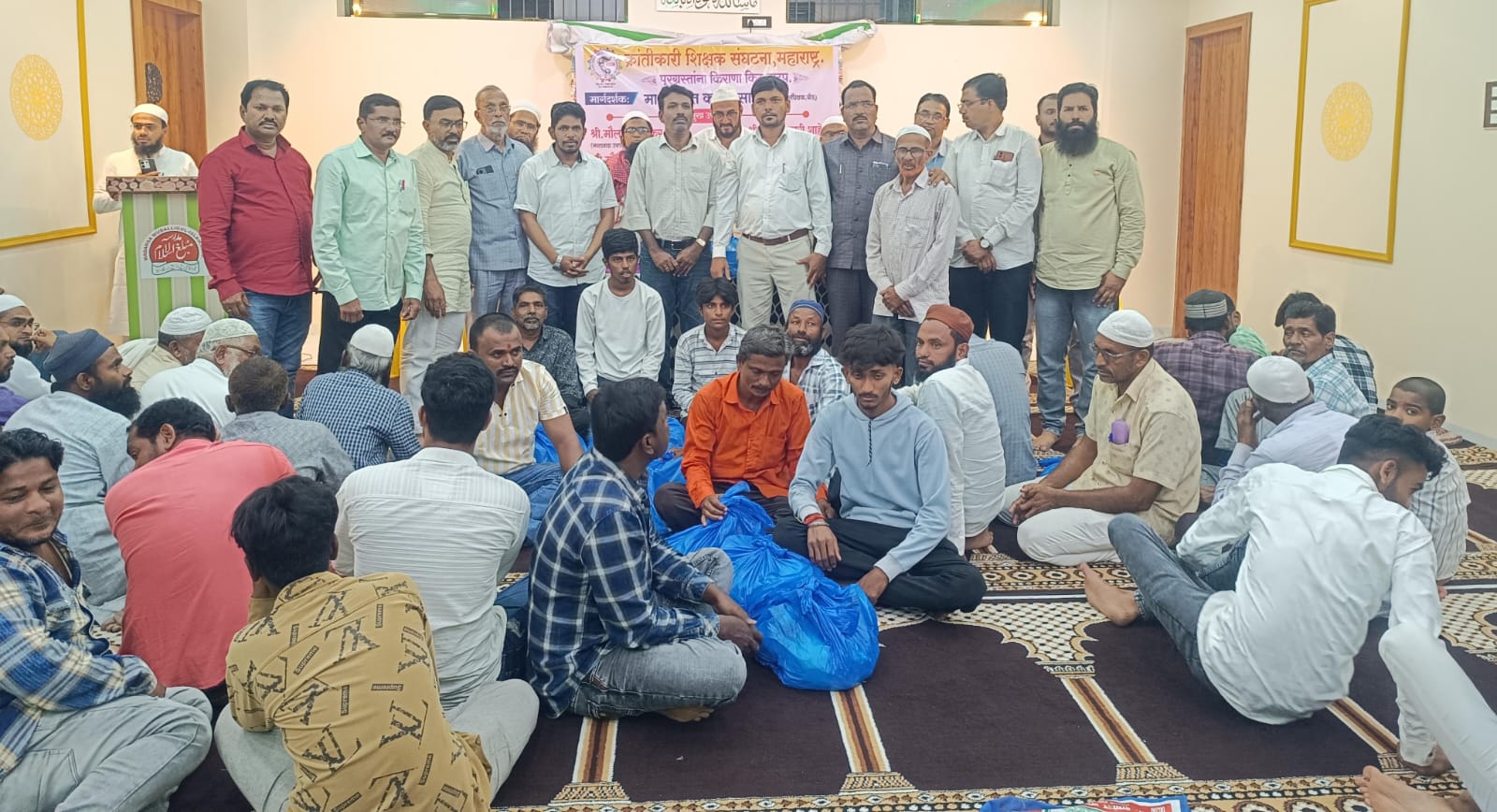 کرانتی کاری شیکششک سنگٹھنا نے سیلاب زدگان کے لیے مدد کا ہاتھ بڑھایا